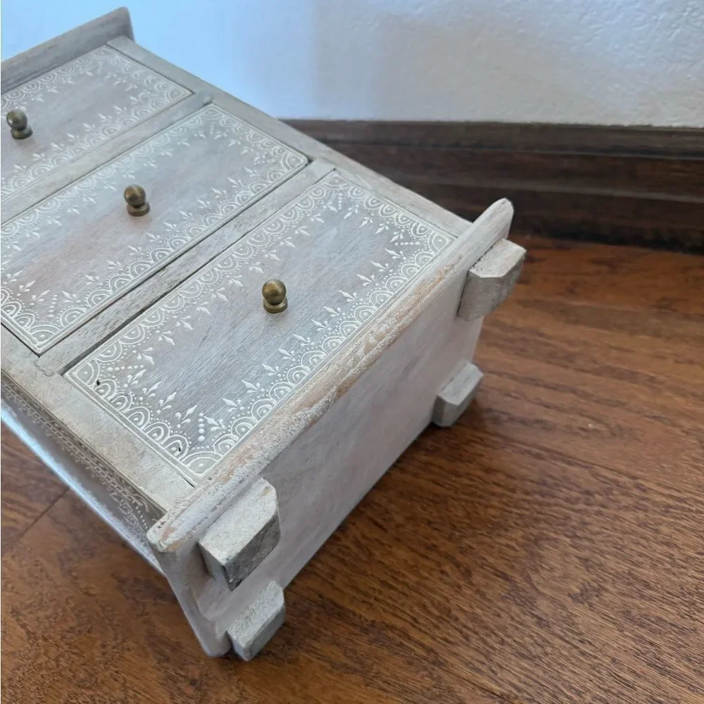 Neutral bohemian jewelry box